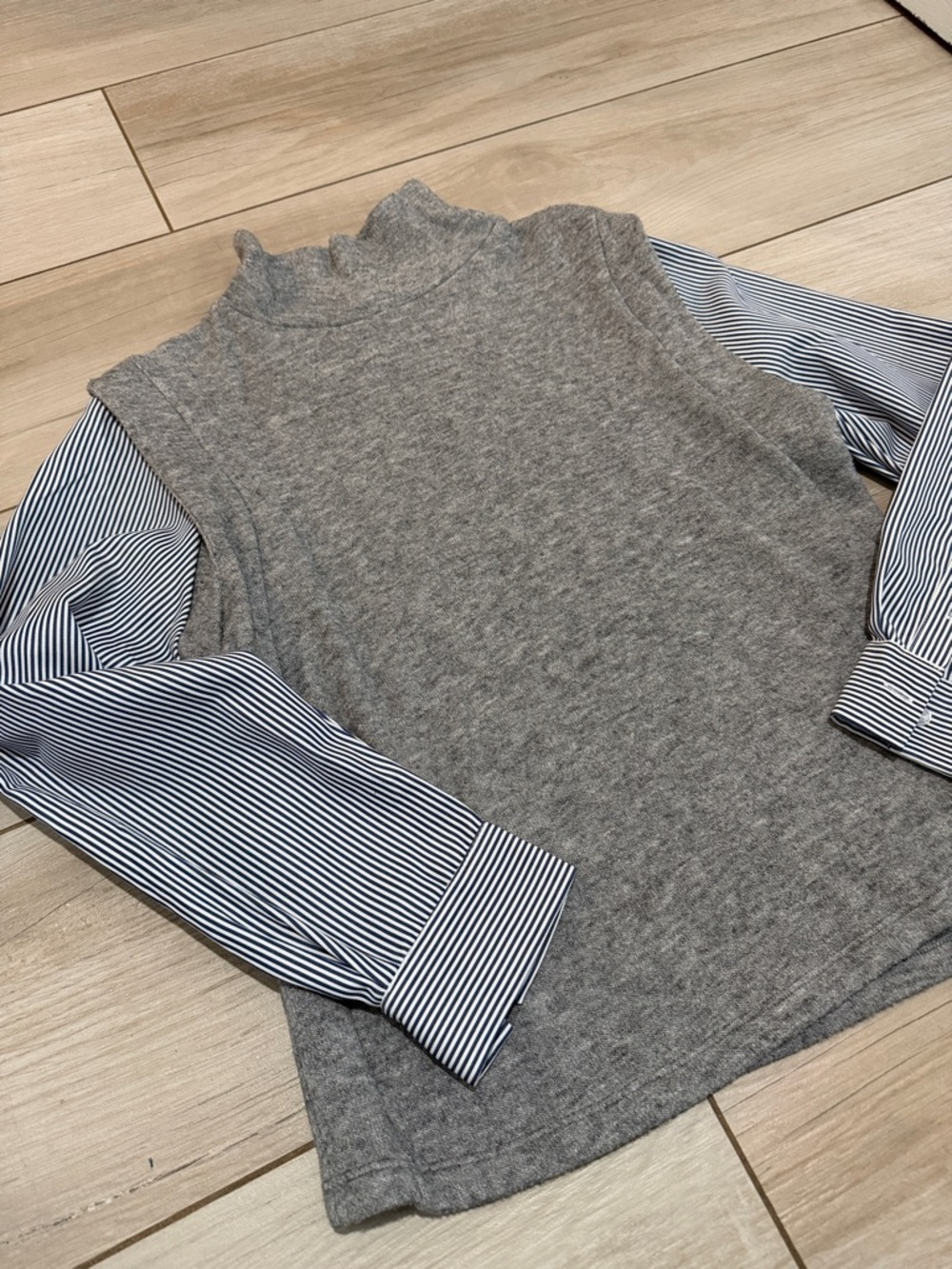 DREW XS Gray Mixed-Media Mock Neck Top with Striped Sleeves